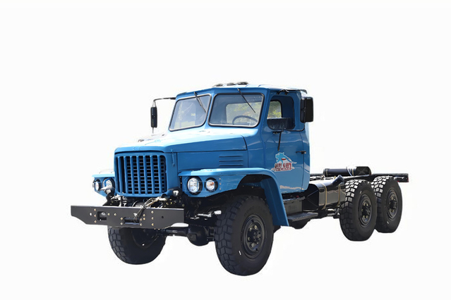 Chassi EQ2082 de canhão de aço pequeno de 2,5 toneladas_DFcaminhão off-road 240 configuração de 170 cavalos_6 * 6 chassi de veículo especial clássico 25Y