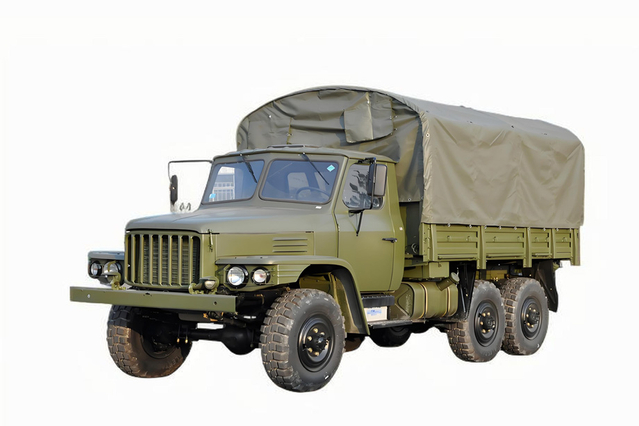 DFEQ2082 veículo de transporte de engenharia especial off-road_vidro duplo com tração nas seis rodas 240 carga 170 cavalos de potência_canhão de aço pequeno de 2,5 toneladas 6 * 6 clássico 25Y