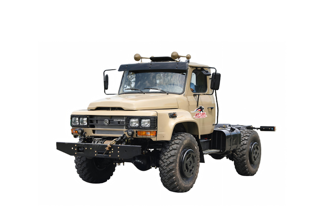 DFChassis de transporte de pessoal EQ2070 superior_4 × 4 veículo especial off-road exportação de arma de aço pequena de 3,5 toneladas_190 cavalos de potência personalização de caminhão com tração nas quatro rodas