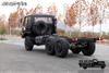 190 cavalos de potência DF chassi EQ2102 com tração nas seis rodas_246 caminhão de armas chassi especial_6 × 6 transportador de pessoal Veículo militar com arma de aço pequena de 3,5 toneladas