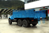 Caminhão especial off-road EQ2100E6D_veículo de transporte de seis rodas com tração de 245 pontas e 140_6 × 6DFveículo militar clássico de nariz longo de 190 cavalos de potênciaCaminhão