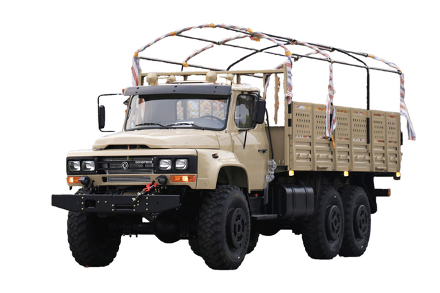Caminhão especial off-road EQ2100E6D atualizado_six-wheel drive 245 tip 140 truck_6×6DFveículo de transporte de veículo militar de cabeça longa clássico de 190 cavalos de potência