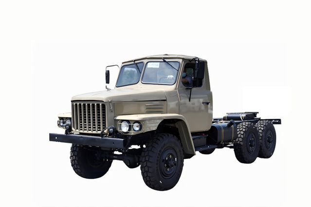 DFChassi EQ2082 2,5 toneladas de aço pequeno gun_240 caminhão off-road 170 cavalos de potência_6 * 6 chassis de veículo especial clássico 25Y