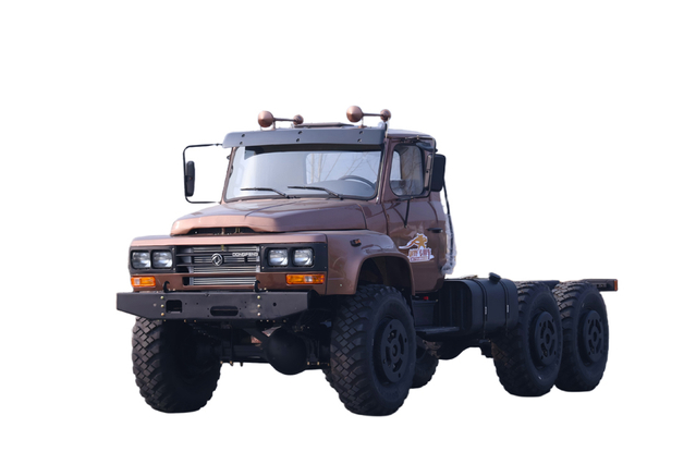 Chassi EQ2100E6D veículo de transporte rodoviário especial off-road_tração nas seis rodas 245 nariz pontiagudo 140 caminhão_6 × 6DFveículo militar clássico de carga de nariz longo novo modelo 190 cavalos de potência