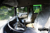 210 cavalos de potência DF Chassi EQ2070 modificado off-road Ônibus_4 × 4 off-road exclusivo para cada vila_Configuração de ônibus grande com tração nas quatro rodas e 25 lugares
