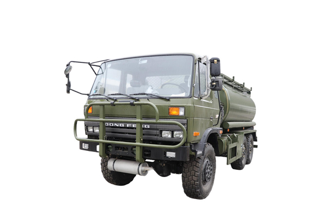 190 HP mais tanque de óleo de transporte EQ2102G off-road especial 10m³ configuração do fabricante_tração nas seis rodas 245 cabeça chata 153 caminhão de transporte de líquidos químicos preço_6 × 6 DFveículo militar clássico de 210 cavalos de potência 5/8/12/15/20 telefone quadrado