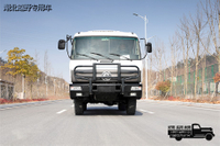 Ônibus off-road de 30 lugares com tração nas seis rodas_DF microônibus urbano e rural de 190 cavalos_6 * 6 transporte de pessoal de combate a incêndio da polícia armada florestal