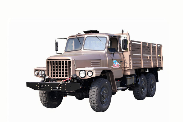 Canhão de aço pequeno de 2,5 toneladas de vidro duplo EQ2082 caminhão especial off-road_DF Tração nas seis rodas 240 carga 170 cavalos de potência_6 * 6 caminhão de transporte de engenharia clássico 25Y