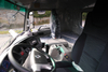 Weichai 375/Yuchai 420/Cummins 500 HP 8×4 fabricante de chassi de caminhão de transporte de mesa_15/20/25/30/35/40/50/60 toneladas de vegetais de quatro eixos, frutas, gado, ovelhas e suínos personalização de caminhões_Quatro dianteiros e oito traseiros DF cotação de plataforma de escavadeira