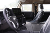 A caixa traseira tem vidro e pode ser registrada com 220/195 cavalos de potência DF EQ2063 chassi de transmissão automática off-road modificado fastback van vendas telefone_M50 veículo de inspeção todo-o-terreno com tração nas quatro rodas Warrior configuração de veículo especial cotação_4 * 4 alta mobilidade Warrior pode ser licenciado veículo de inspeção versão civil manutenção e suporte anúncio do veículo preço do fabricante