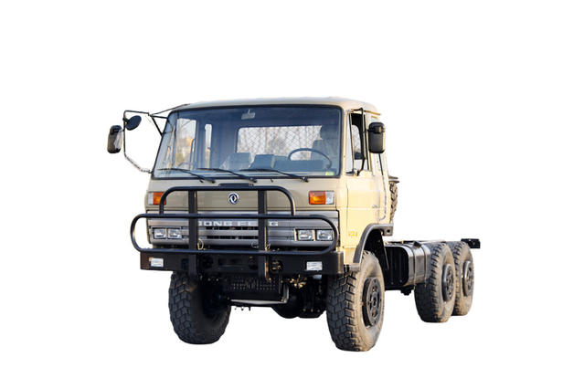 Chassi de caminhão especial off-road EQ2102G de 190/210 cavalos de potência_tração de seis rodas 245 cabeça chata 153 veículo de transporte_6 × 6 DFveículo militar clássico de 210 cavalos de potência veículo de carga plataforma de segunda classe