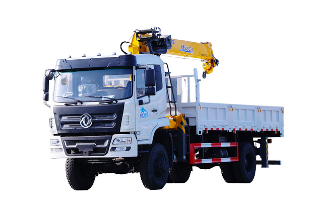 DF 4 × 4 Weichai 210 HP veículo especial off-road fabricante de caminhão guindaste de 6,3 toneladas_Pode ser modificado 4 × 2 carga / despejo / cotação de exportação de resgate rodoviário_Placa de escavadeira personalizada / placa plana / van / barril / saneamento / veículo de engenharia