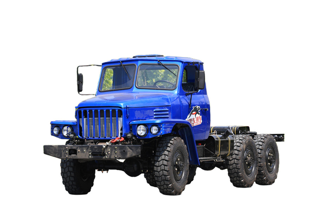  Cotação de modificação de chassi EQ2082 com tração nas seis rodas da fábrica de produção_DF240 caminhão off-road Cummins 170/Weichai 190 cavalos de potência configuração personalizada do fabricante_6 * 6 clássico 25Y número de telefone de vendas de chassis de veículos especiais