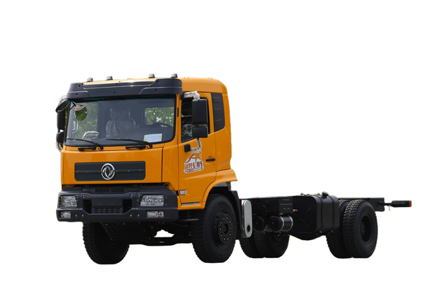 DF 4 × 2 Yuchai 260 HP fabricante de chassi de caminhão de transporte de porta traseira hidráulica_Cummins / Weichai / Sinotruk Modificação de chassi de veículo especial off-road 4 × 4 15/10/20 toneladas cotação de exportação_Dois eixos traseiros com pneus duplos para puxar gado e ovelhas, configuração de carregamento de carga de vegetais e grãos